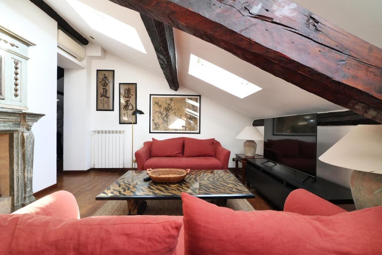 Apartamento Elegant P.Venezia Attic Milán Exterior foto